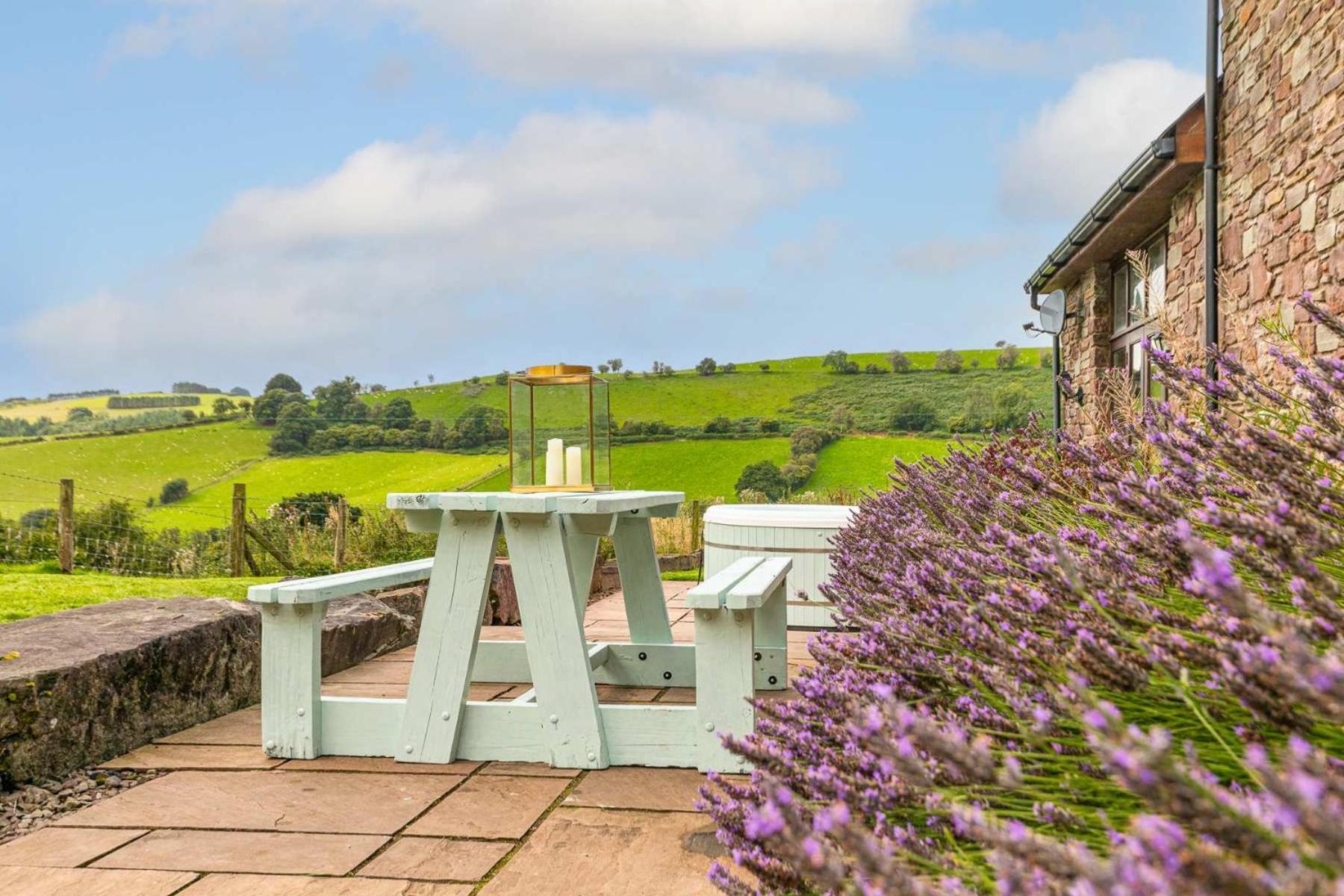 Hilltop View With Hot Tub Brecon Luaran gambar