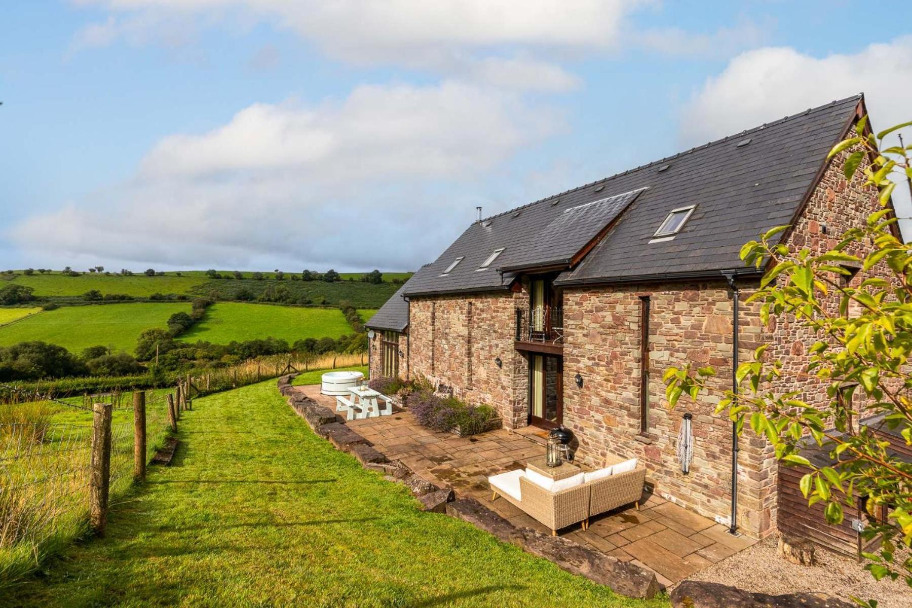 Hilltop View With Hot Tub Brecon Luaran gambar